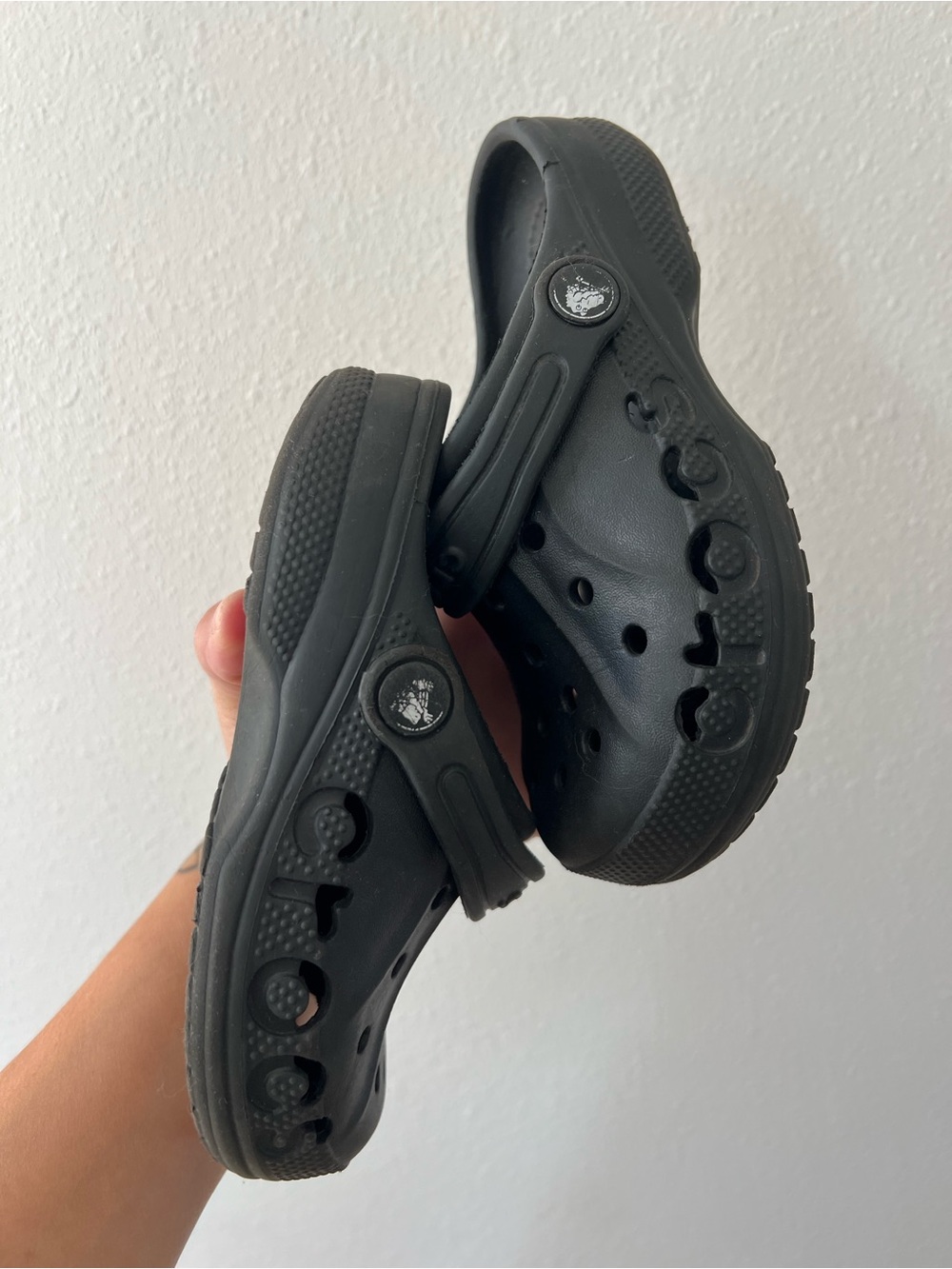 CROCS | Classic Slip On Clogs in Black | 12c - Picture 6 of 8